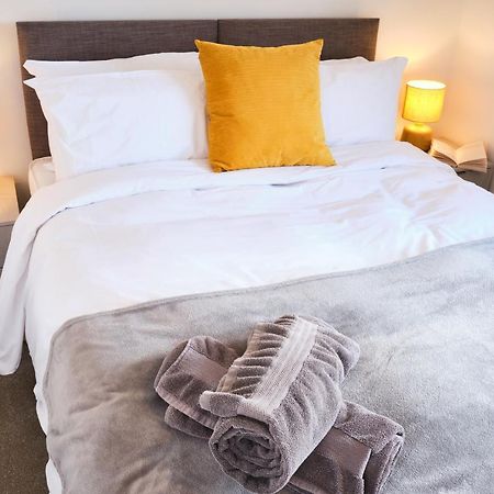 Parkway House - Modern With Great Transport Links Apartment Бристол Екстериор снимка